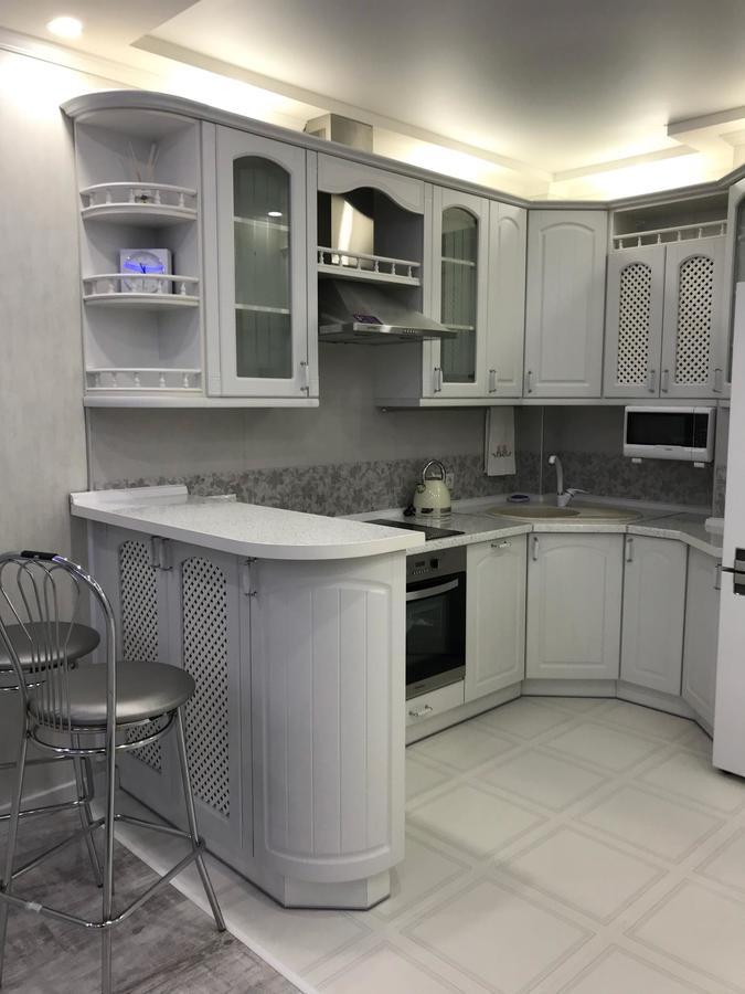 Luxe Apartment On Drahomanova Kyiv Exterior photo